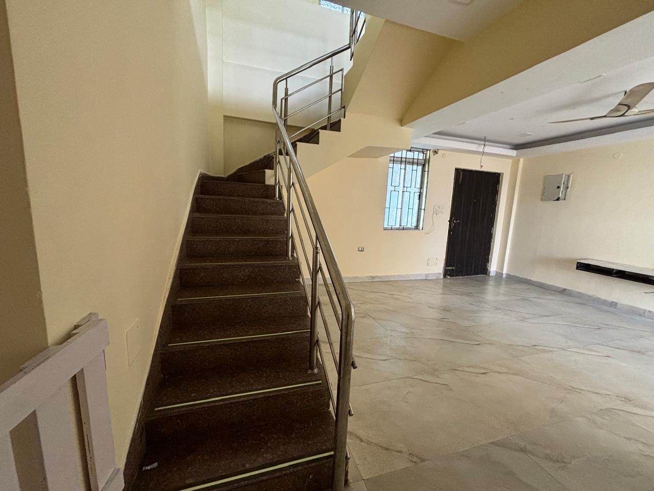 Unfurnished 4bhk in Baghorbori Rd, Bagharbari, Guwahati, Assam, India for Rent